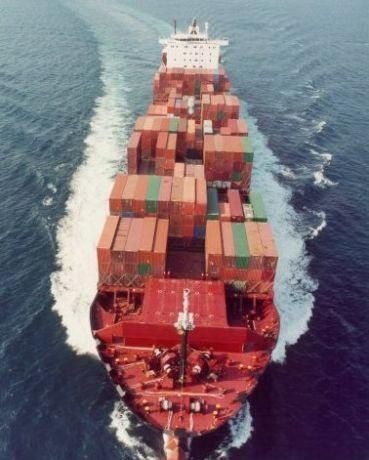 深圳冠廷国际 国内发海运整柜到瑞典亚马逊FBA的双清包税物流解决方案
